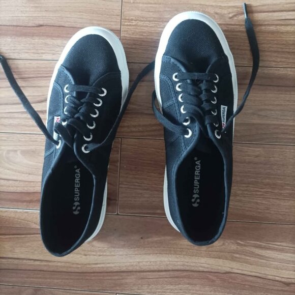 Superga shoes - Picture 4 of 4